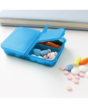 Pastillero con tres compartimentos.