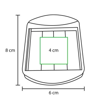 Pisa papeles en plástico.