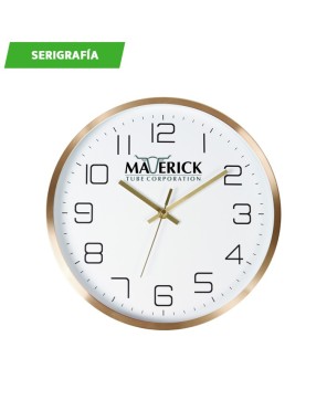 Reloj de pared de aluminio.