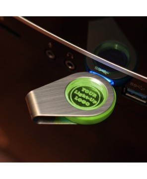 Memoria USB giratoria con luz 8 GB.